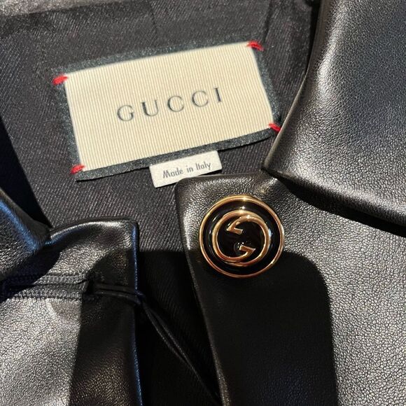 Ladies Gucci leather jacket - Picture 3 of 12